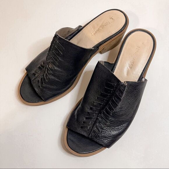 Nine West Rahima Slip On Black Mule Sandal Size 8 - Picture 2 of 10